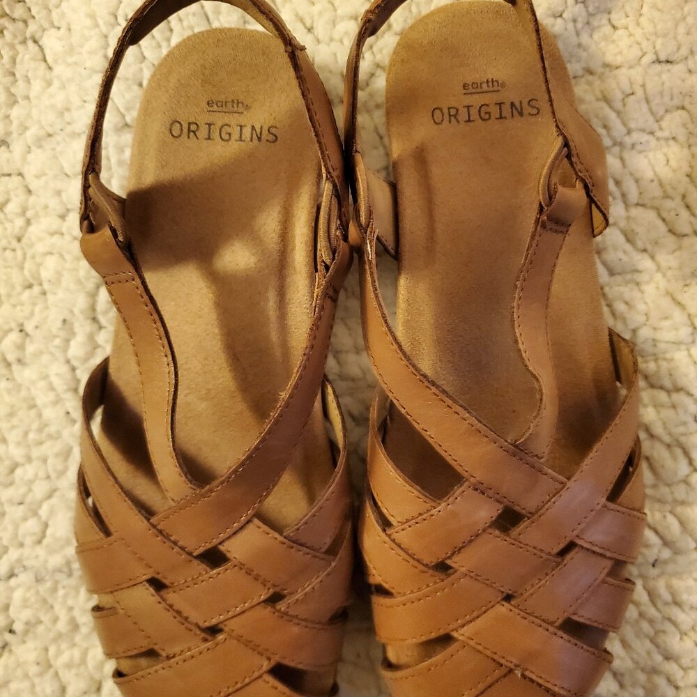 Earth Origins Women's Tan Sandals